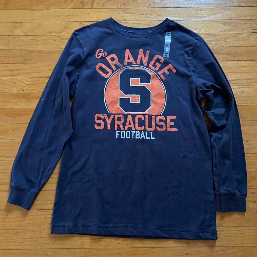 NWT-Syracuse Orange Football youth XL long sleeve T-Shirt